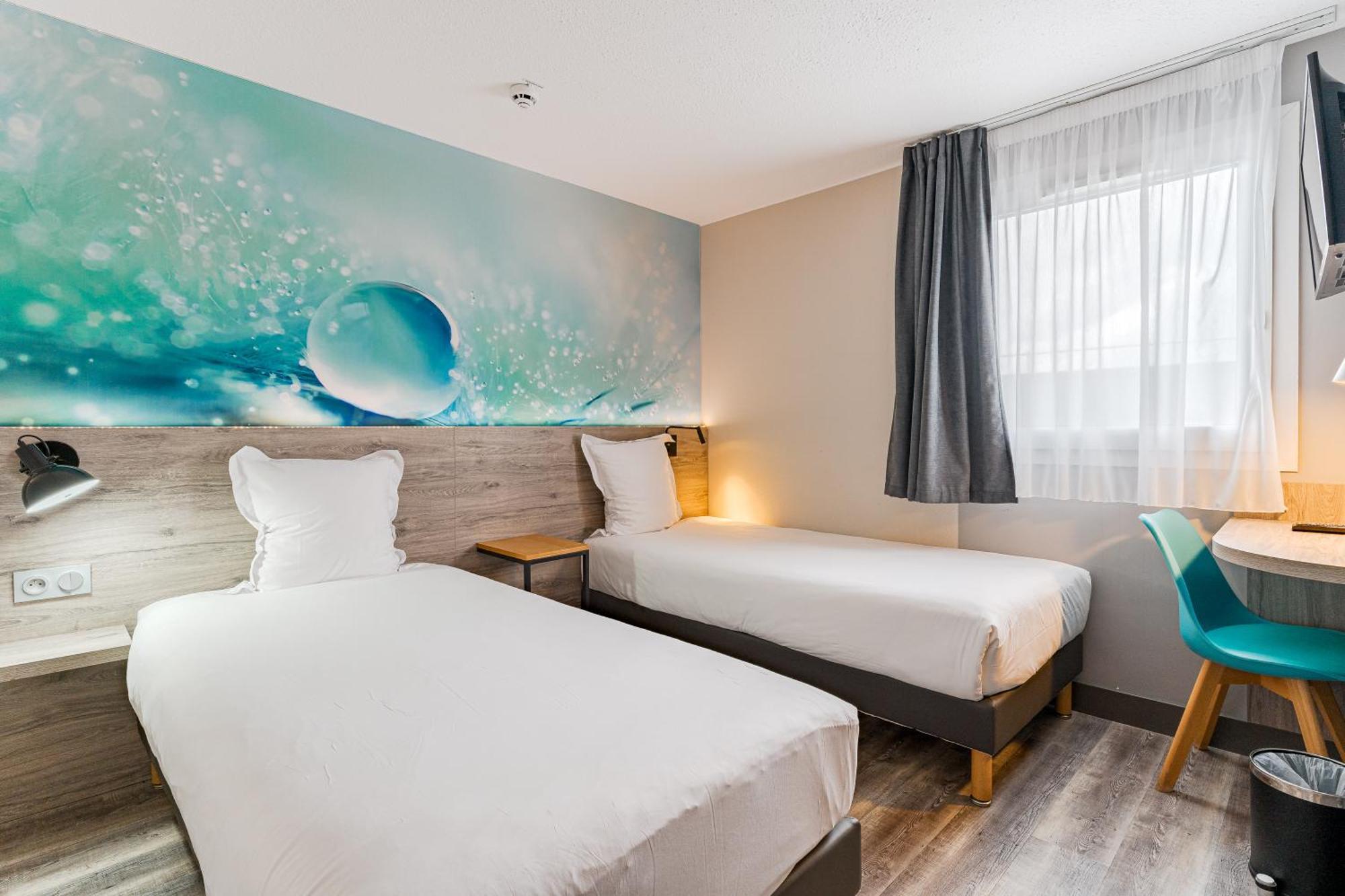 Kyriad Direct Tours Sud - Chambray Les Tours Dış mekan fotoğraf